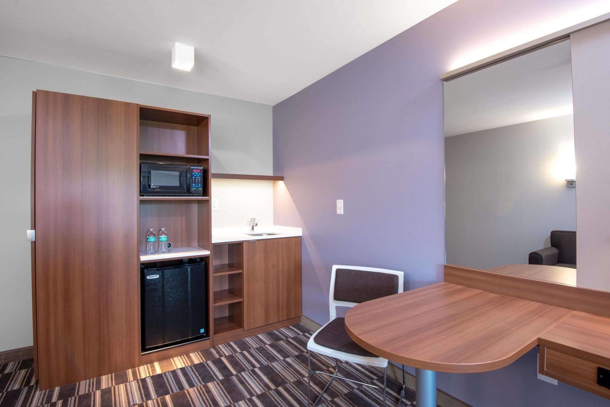 Microtel Inn & Suites By Wyndham Philadelphia Airport Ridley Park Esterno foto